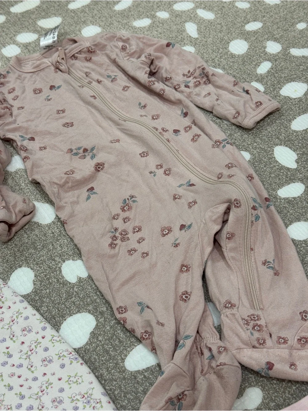 Lot of 6 pima bamboo newborn baby girl footies gown teddy bear lambs mittens